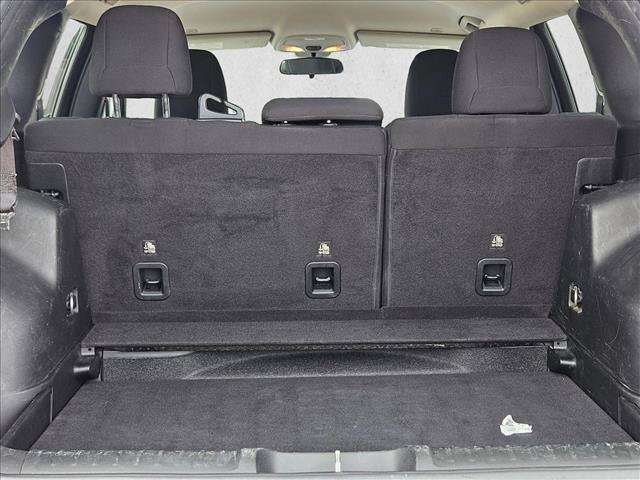 Used 2019 Jeep Cherokee Latitude w/ Popular Appearance Group FWD image 6