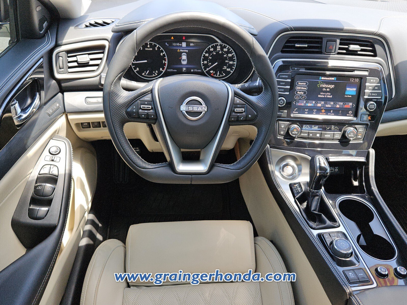 Used 2023 Nissan Maxima Platinum w/ Sport Mat Group FWD image 12