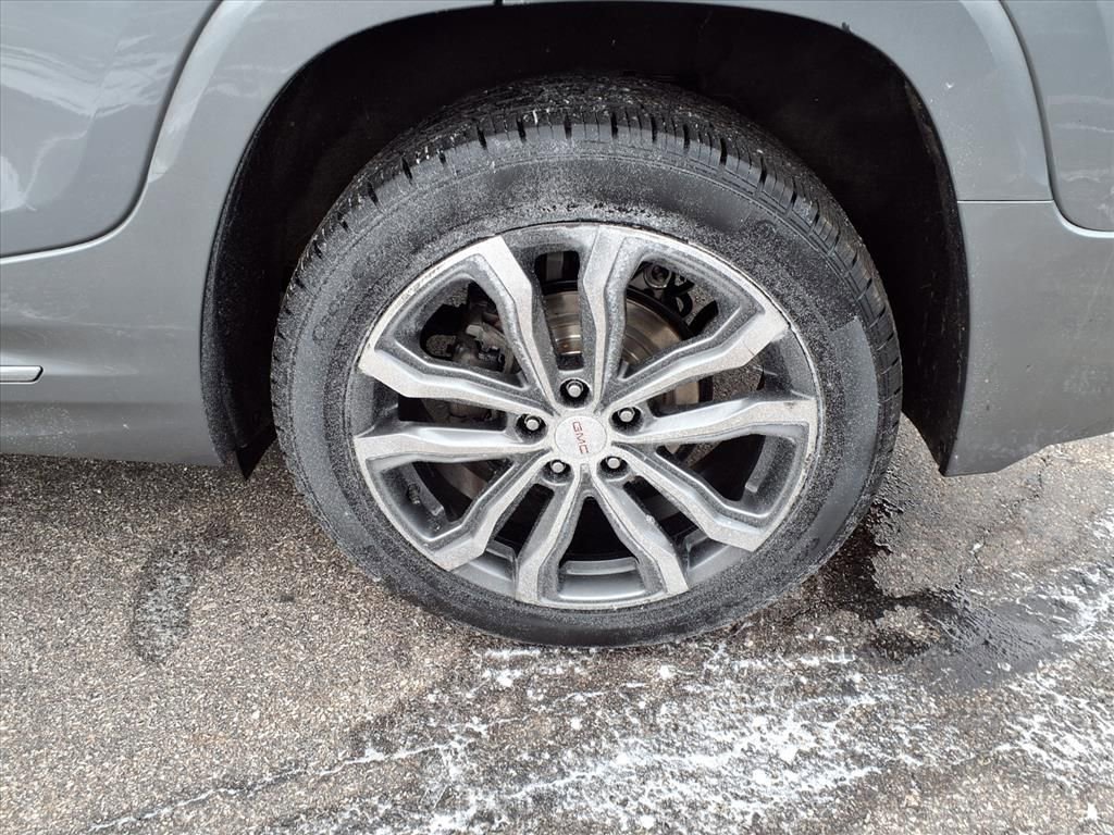 Used 2019 GMC Terrain Denali w/ Advanced Safety Package image 39