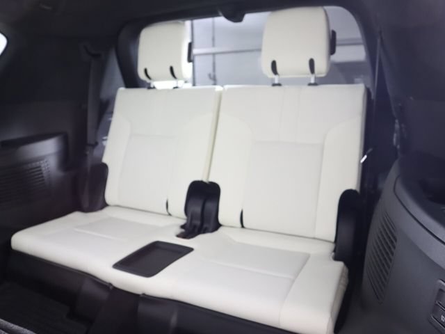 New 2026 Lexus LX 700h Luxury w/ Appearance Package AWD/4WD image 23