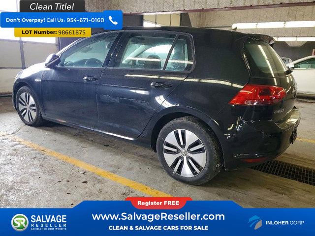 Used 2015 Volkswagen e-Golf SEL Premium image 3