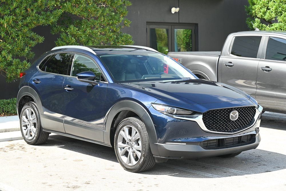 Certified 2025 MAZDA CX-30 AWD 2.5 S w/ Premium Package image 3