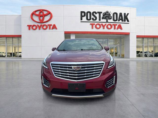 Used 2019 Cadillac XT5 Platinum AWD/4WD image 2