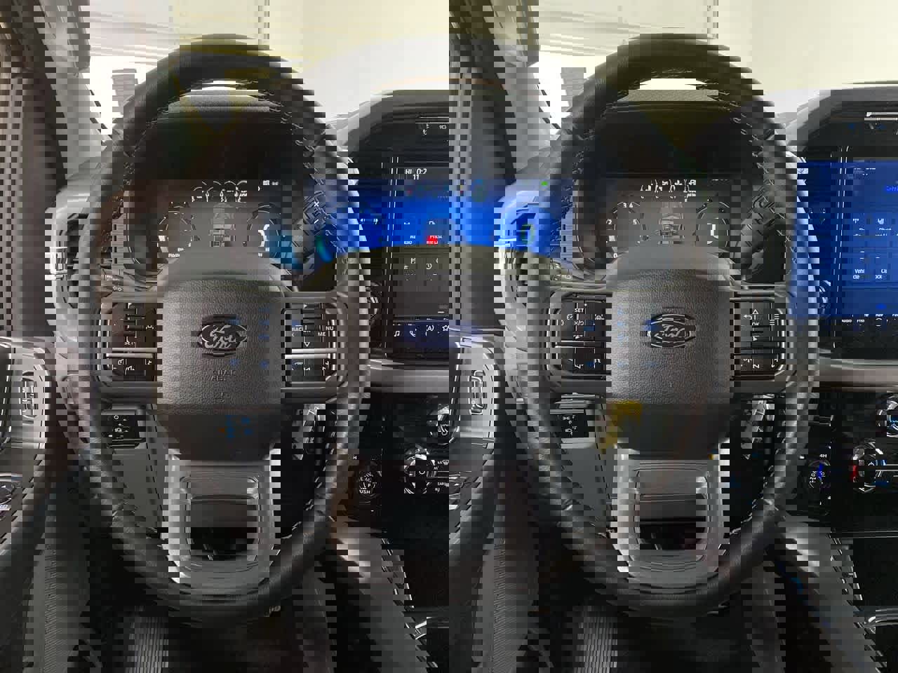 Used 2024 Ford F150 XLT w/ Mobile Office Package image 19