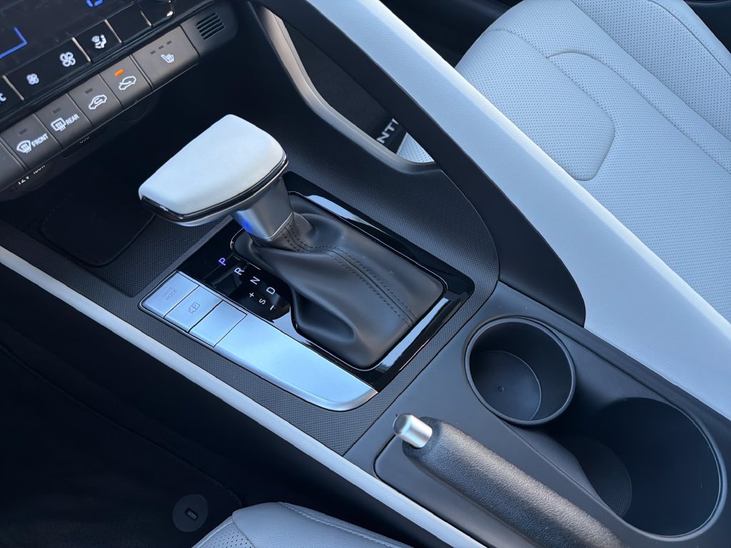 New 2026 Hyundai Elantra SEL Sport FWD image 32