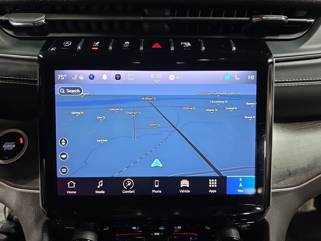 Used 2024 Jeep Grand Cherokee L Limited w/ Luxury Tech Group II image 28