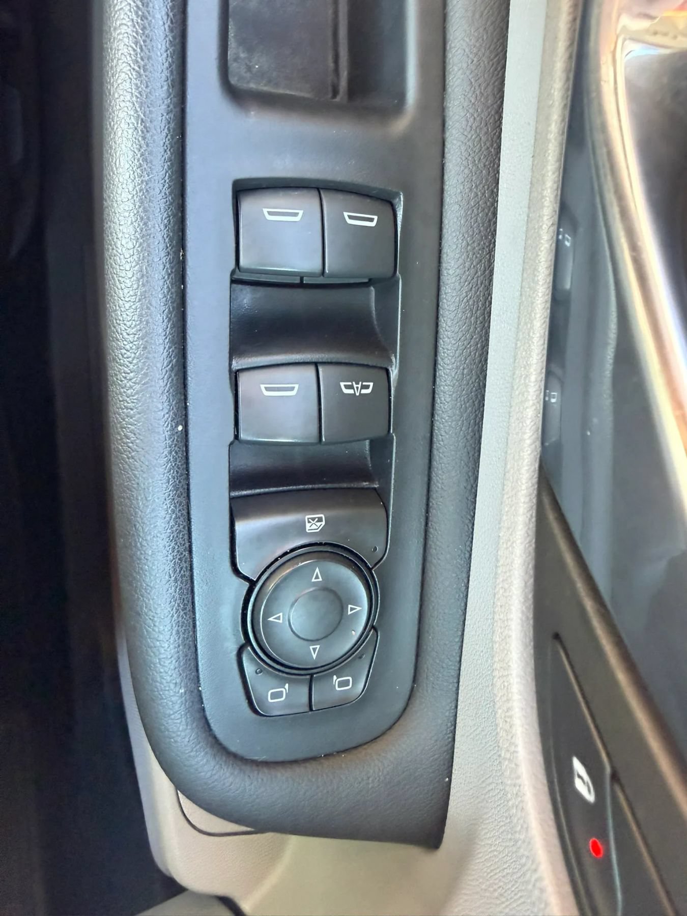 Used 2023 GMC Terrain SLE w/ Driver Convenience Package AWD/4WD image 24