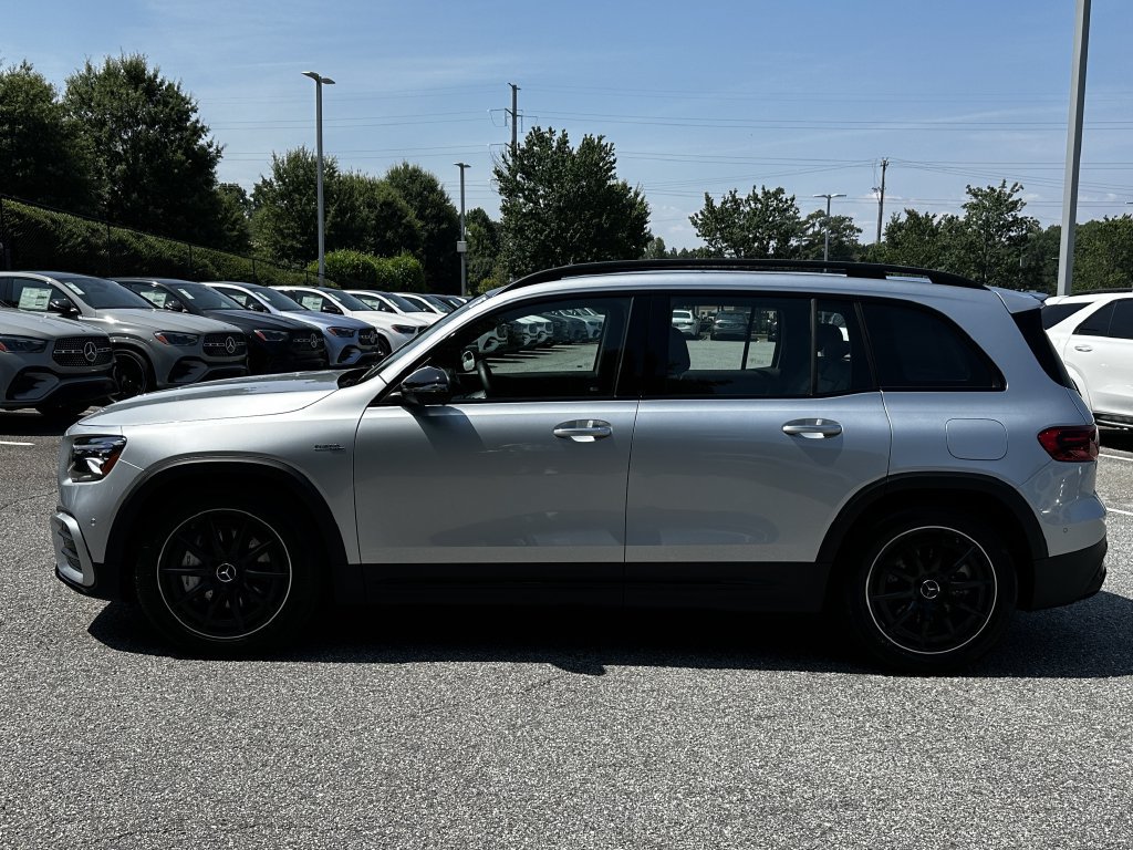 Used 2026 Mercedes-Benz GLB 35 AMG 4MATIC image 5