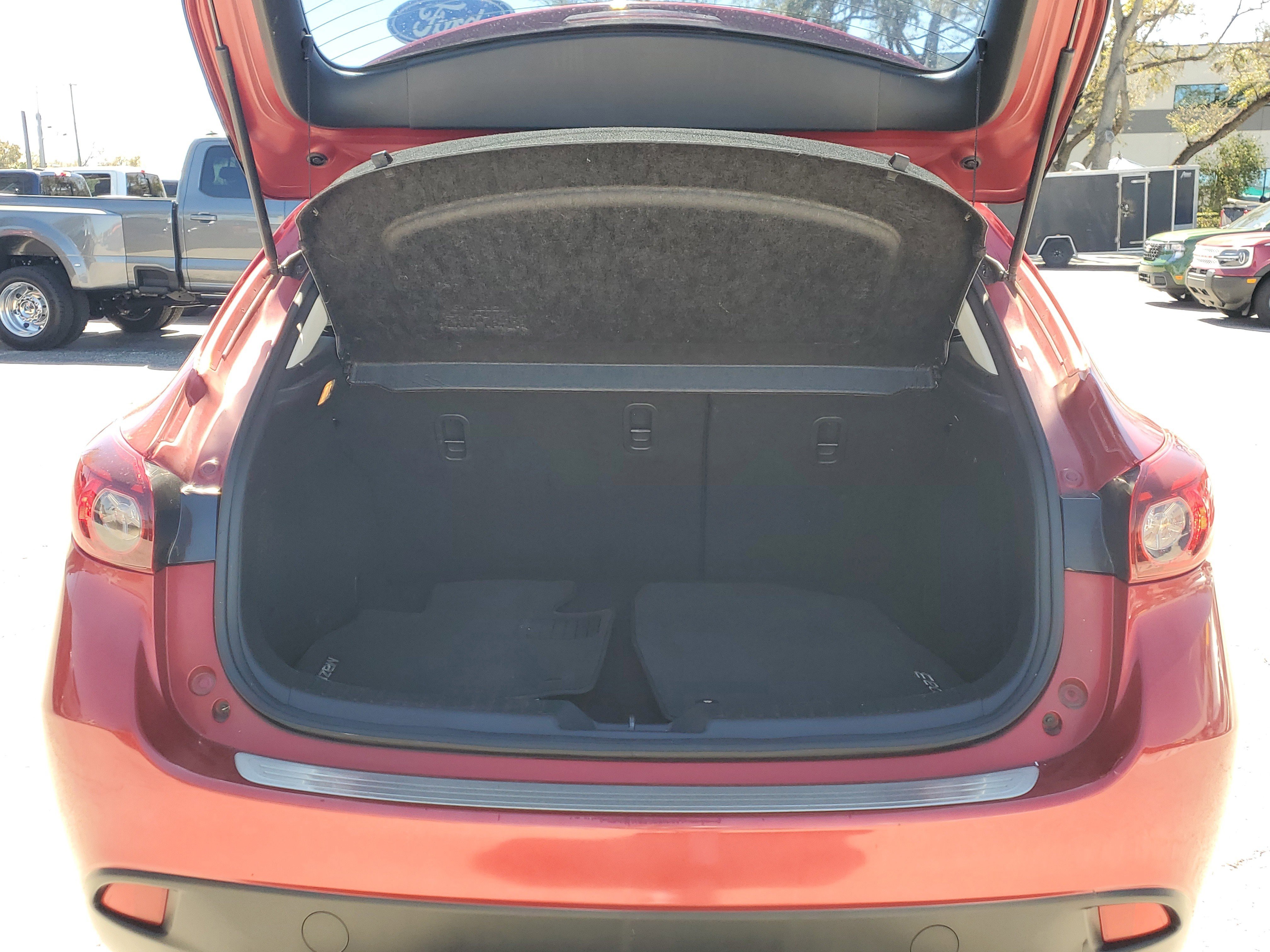 Used 2014 MAZDA MAZDA3 i Touring image 10