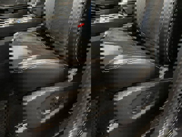 Certified 2023 Ford Edge ST w/ Cargo Accessory Package AWD/4WD image 16