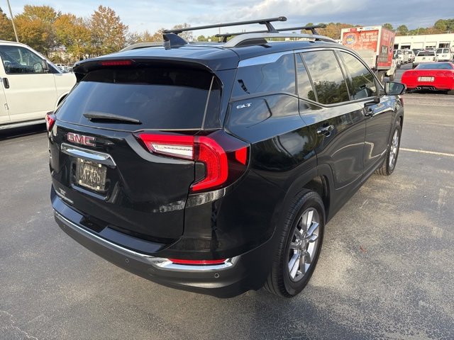 Used 2022 GMC Terrain SLT w/ Infotainment Package II image 5