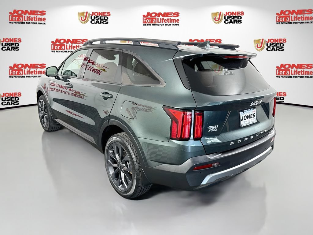 Certified 2022 Kia Sorento SX Prestige w/ Rust Color Package AWD/4WD image 2