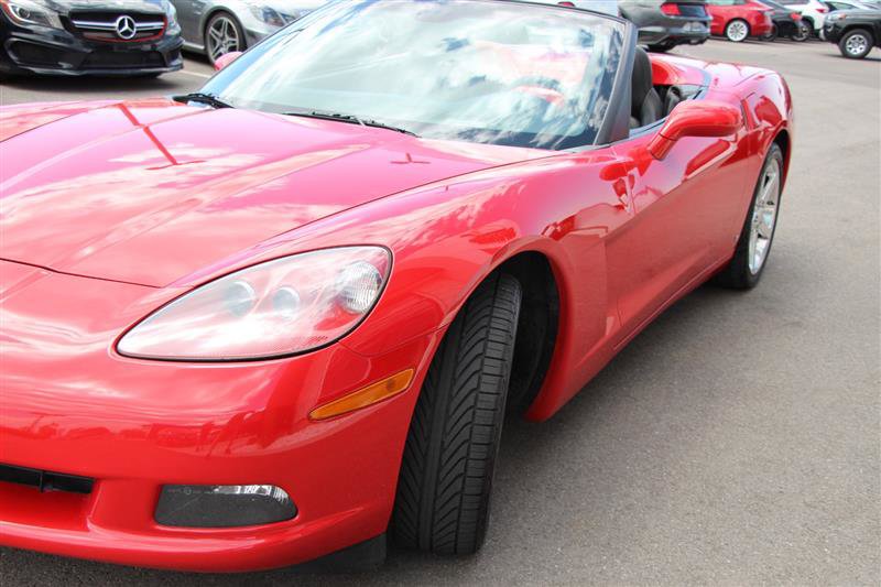 Used 2006 Chevrolet Corvette Convertible w/ Preferred Equipment Group RWD image 11