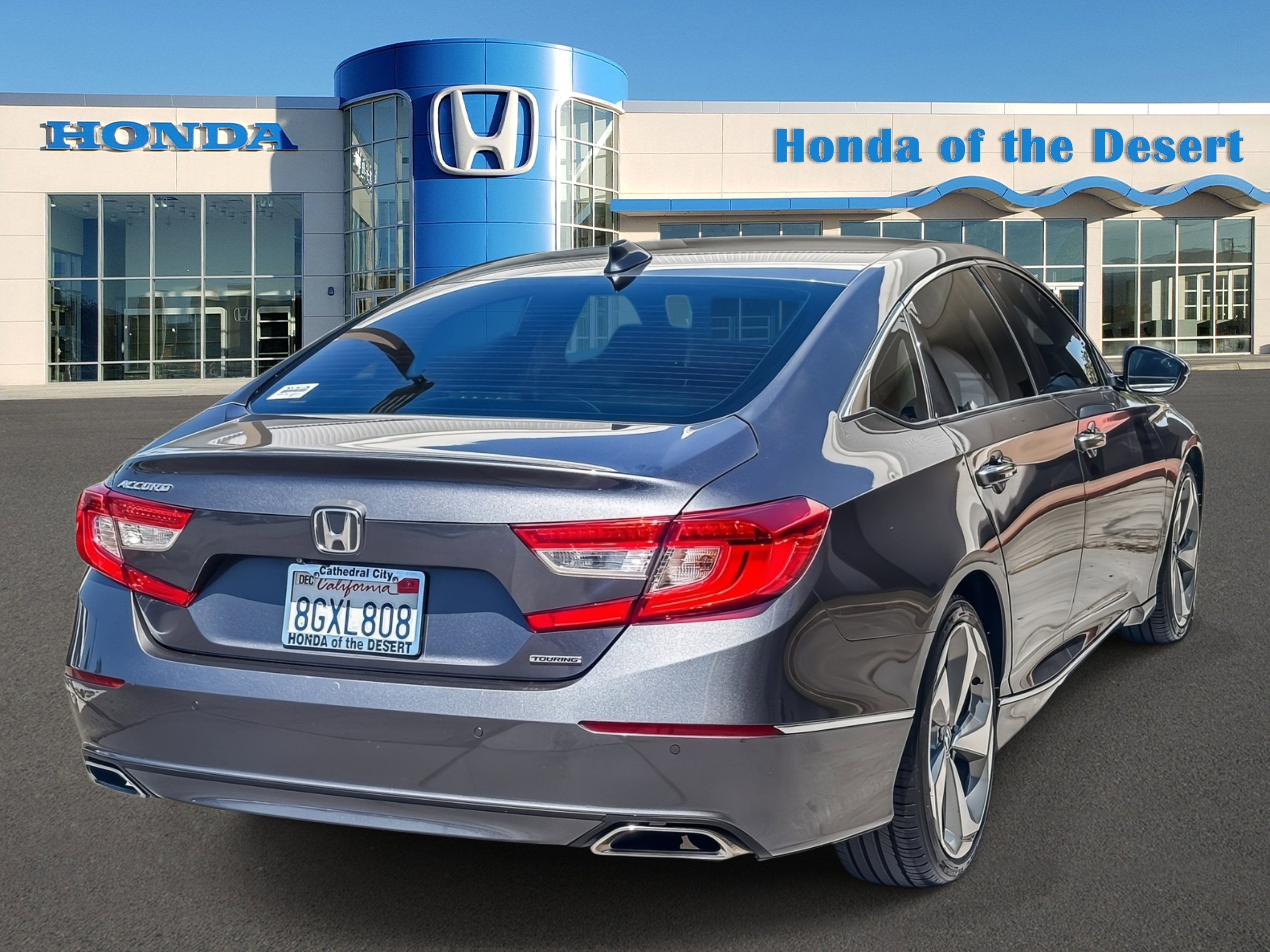 Used 2018 Honda Accord Touring image 7