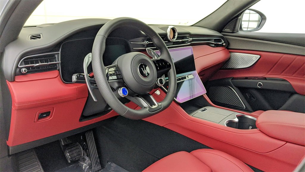 New 2024 Maserati Grecale Trofeo image 39