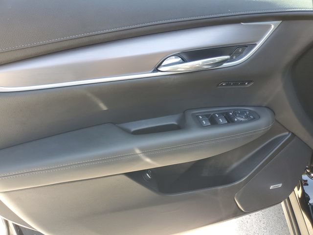Certified 2024 Cadillac XT6 Luxury FWD image 22