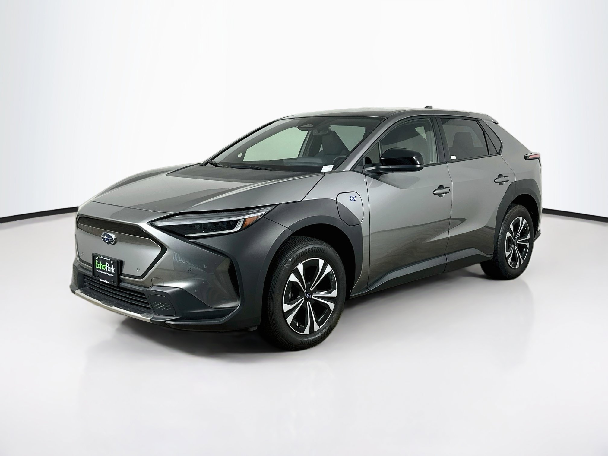 Used 2023 Subaru Solterra AWD image 3
