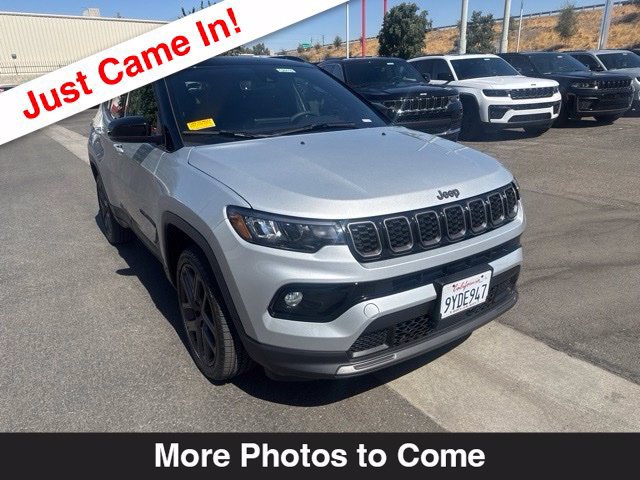 Used 2026 Jeep Compass Limited w/ Sun, Sound & Navigation Group AWD/4WD image 8
