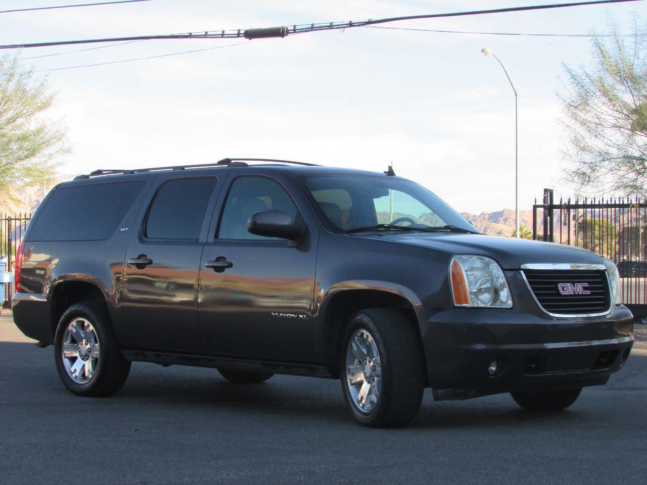 Used 2010 GMC Yukon XL SLT