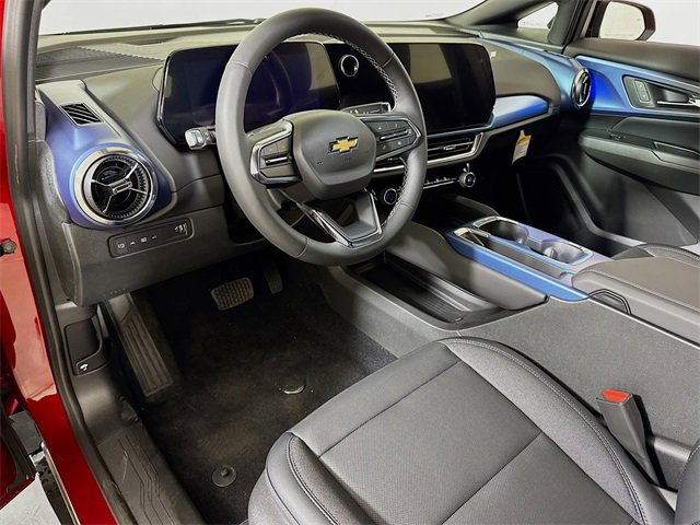 New 2025 Chevrolet Equinox EV LT image 5