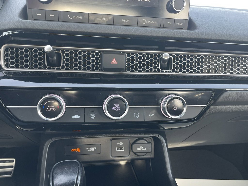 Used 2023 Honda Civic Sport image 29