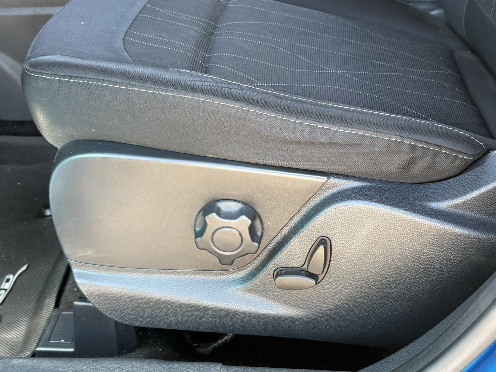 Used 2018 Ford EcoSport SE w/ SE Convenience Package FWD image 26