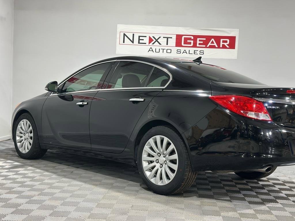 Used 2012 Buick Regal Premium FWD image 8