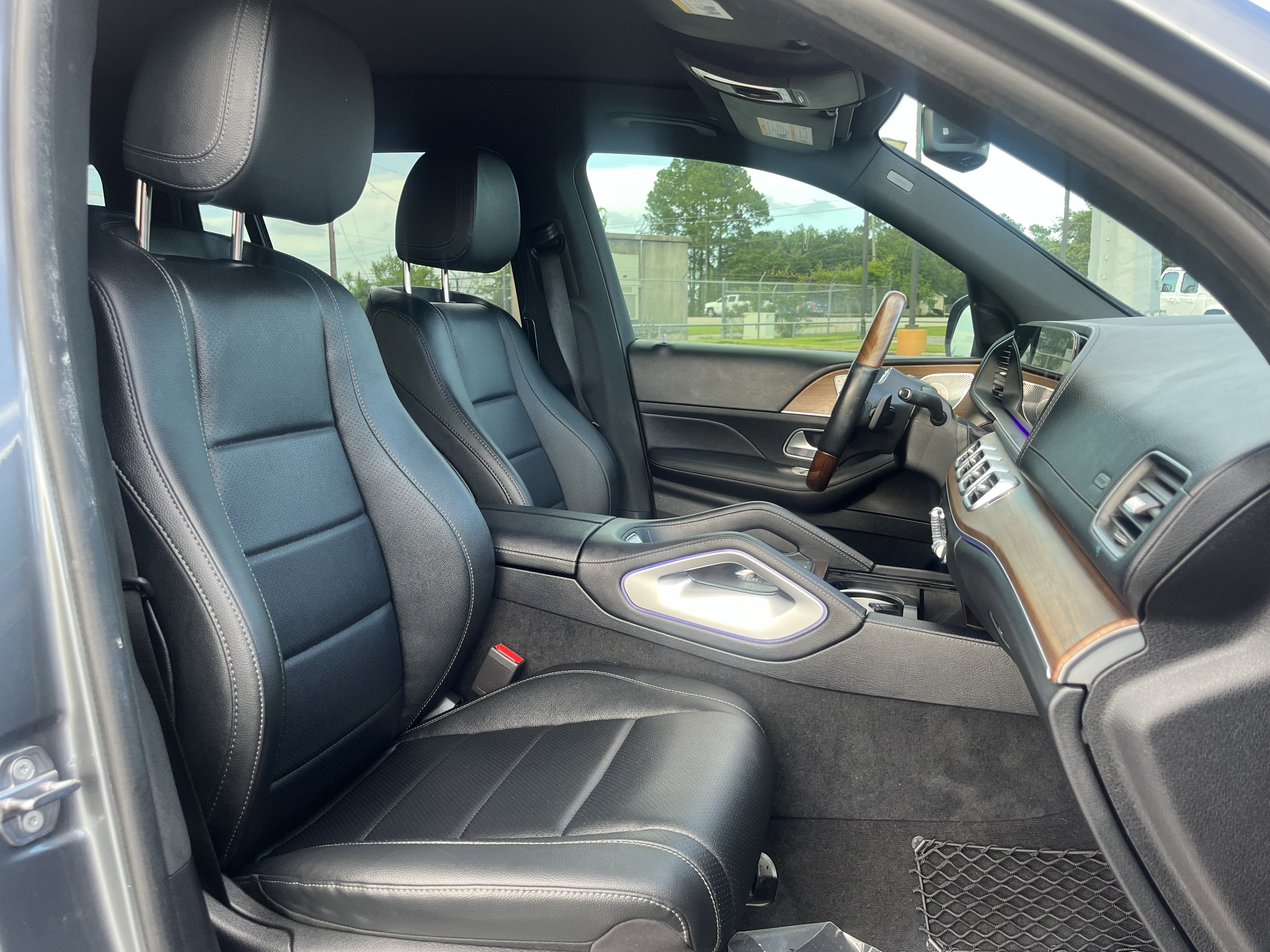 Used 2021 Mercedes-Benz GLS 450 4MATIC image 30
