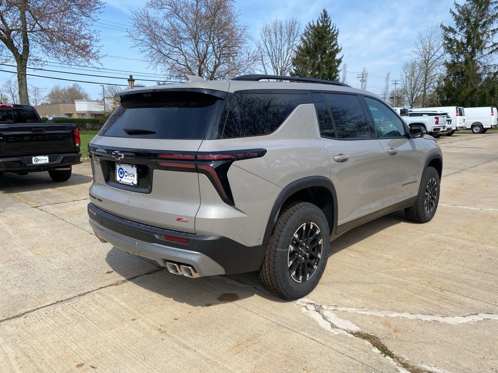 New 2026 Chevrolet Traverse Z71 w/ Enhanced Driving Package AWD/4WD image 4