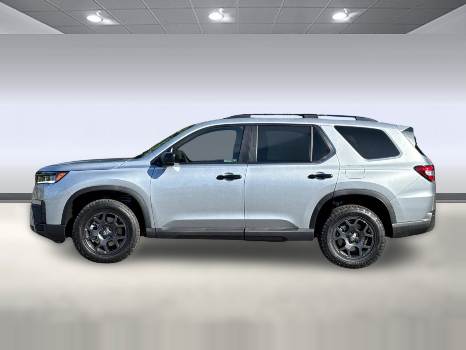 New 2026 Honda Pilot TrailSport image 2