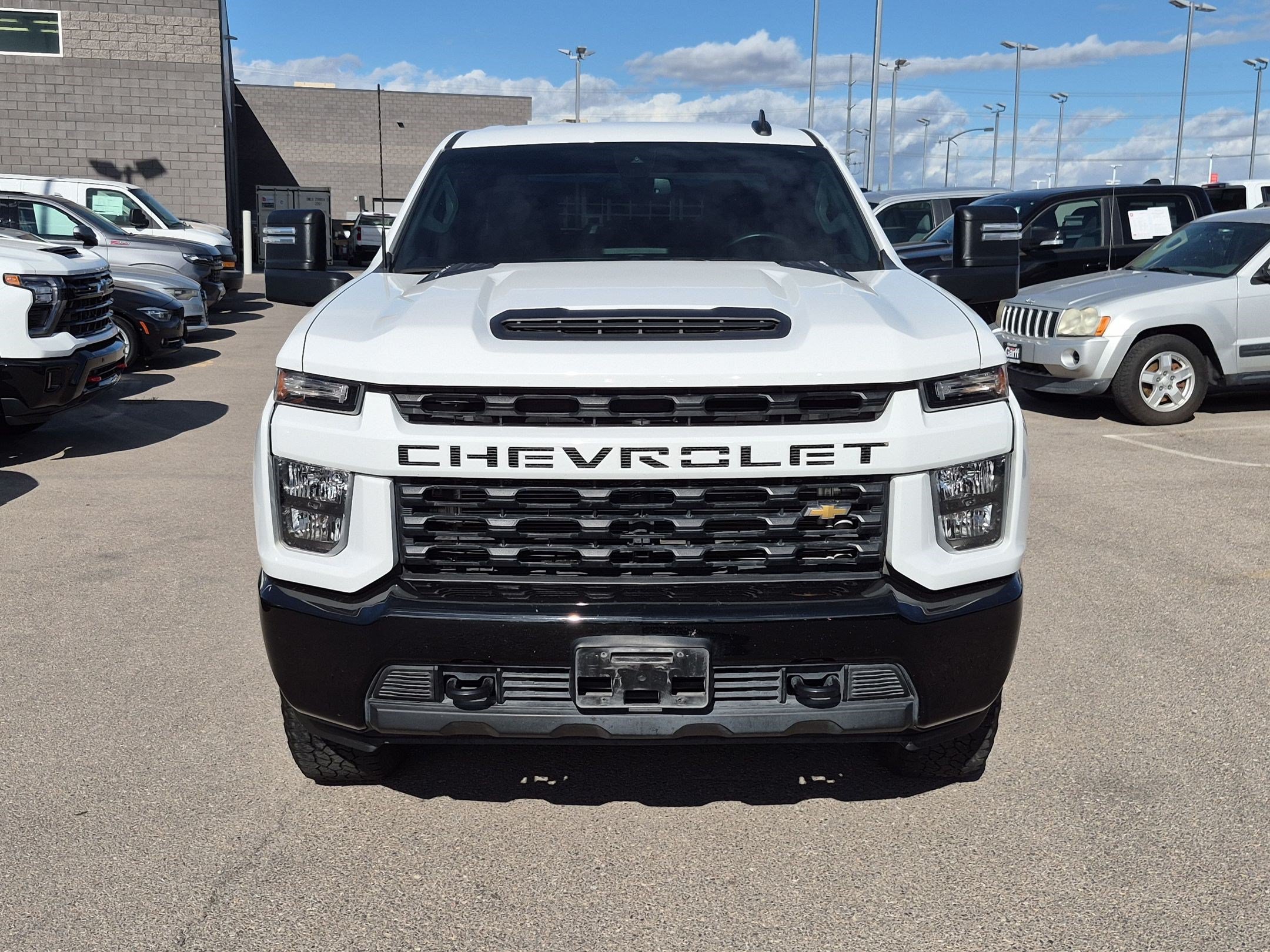 Used 2022 Chevrolet Silverado 2500 Custom w/ Gooseneck/5TH Wheel Package AWD/4WD image 9