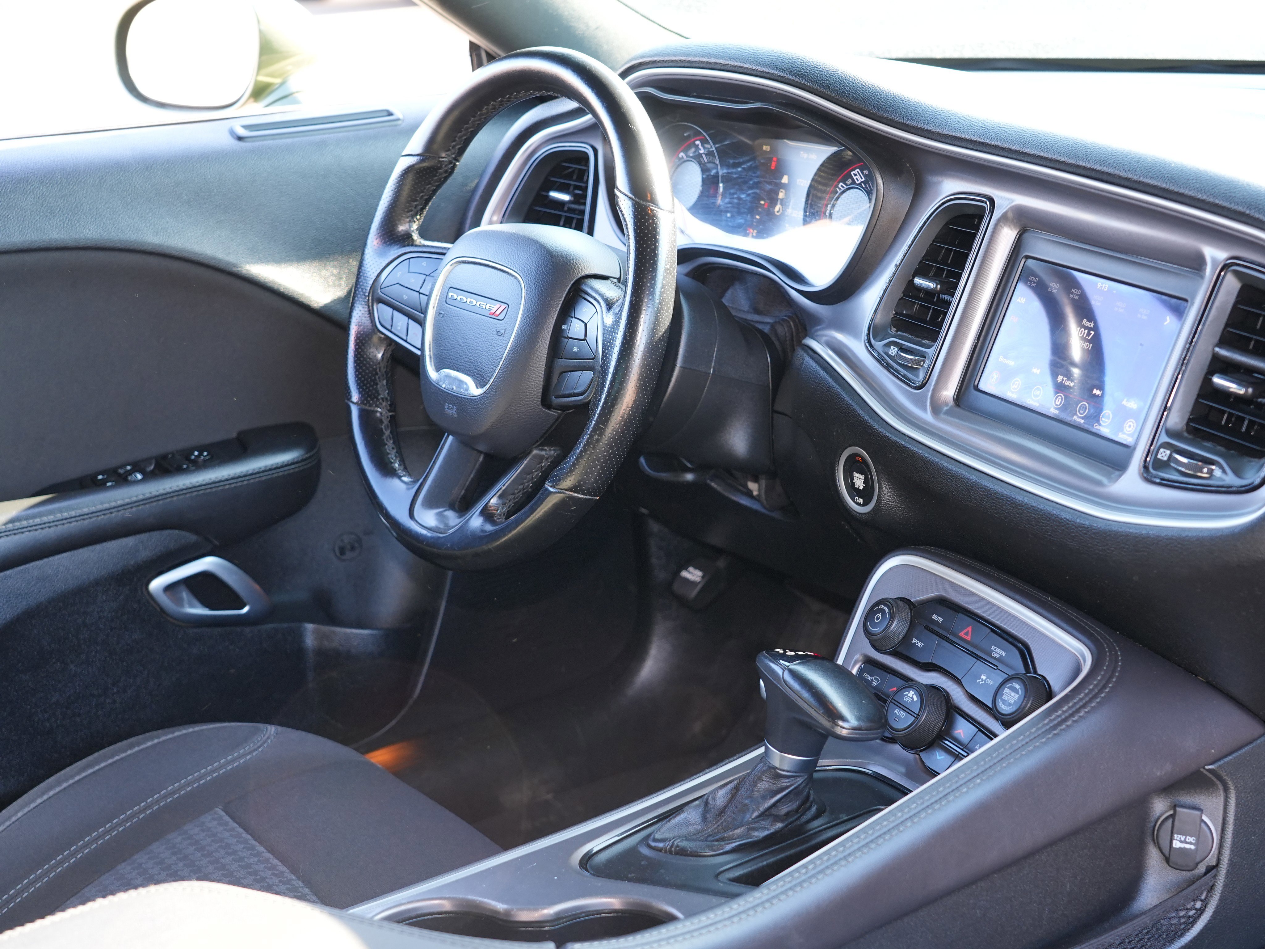 Used 2020 Dodge Challenger SXT w/ Blacktop Package image 14