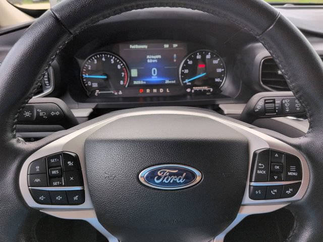 Used 2023 Ford Explorer XLT w/ Equipment Group 202A RWD image 29