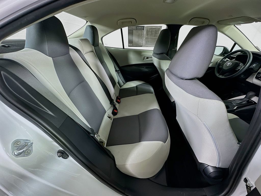 Used 2023 Toyota Corolla LE FWD image 11