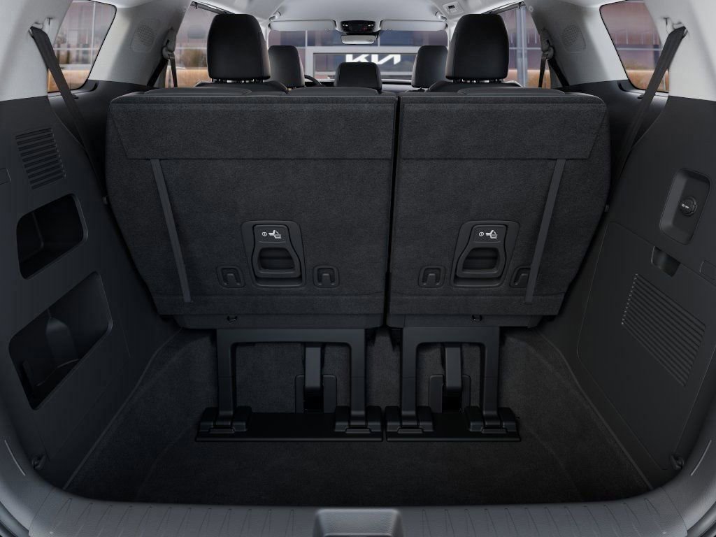 New 2026 Kia Carnival EX FWD image 19