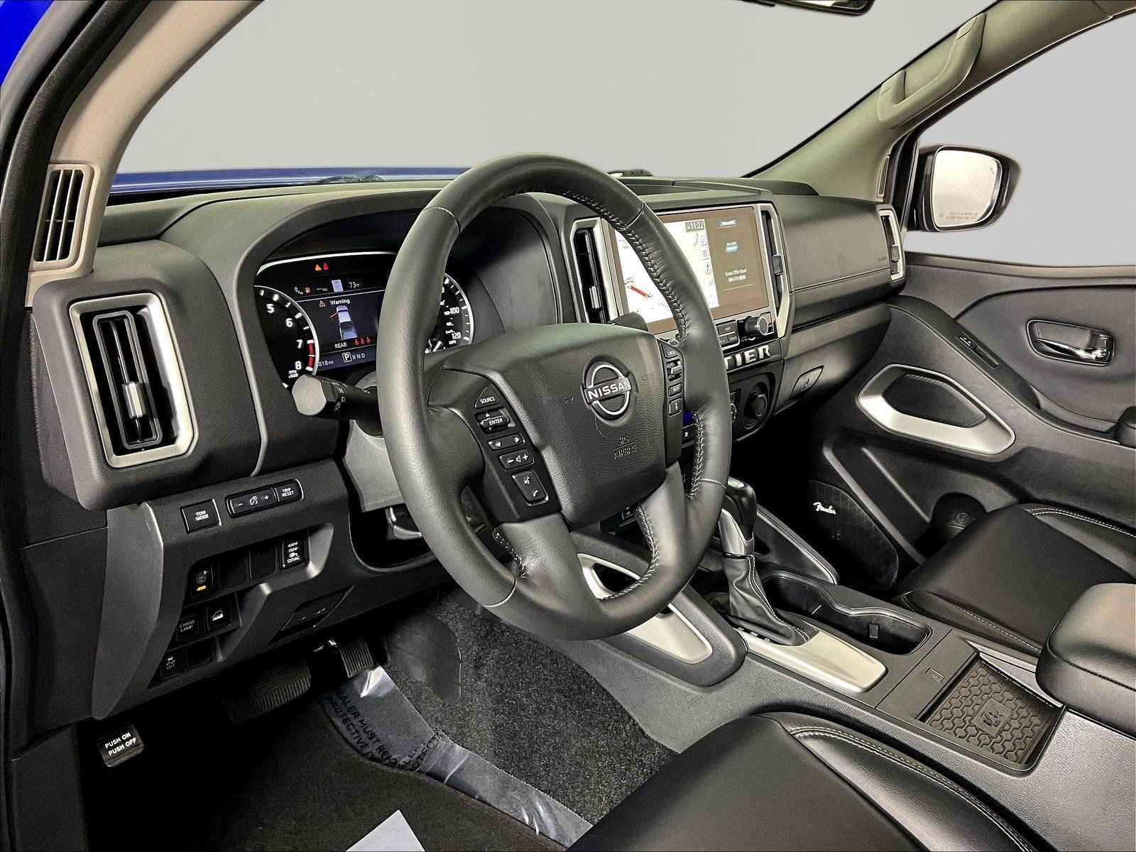 Certified 2025 Nissan Frontier SL AWD/4WD image 18