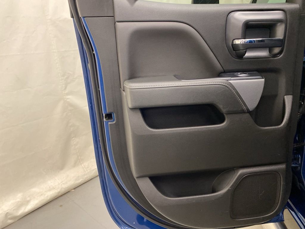 Used 2019 Chevrolet Silverado 1500 LT w/ All Star Edition image 12