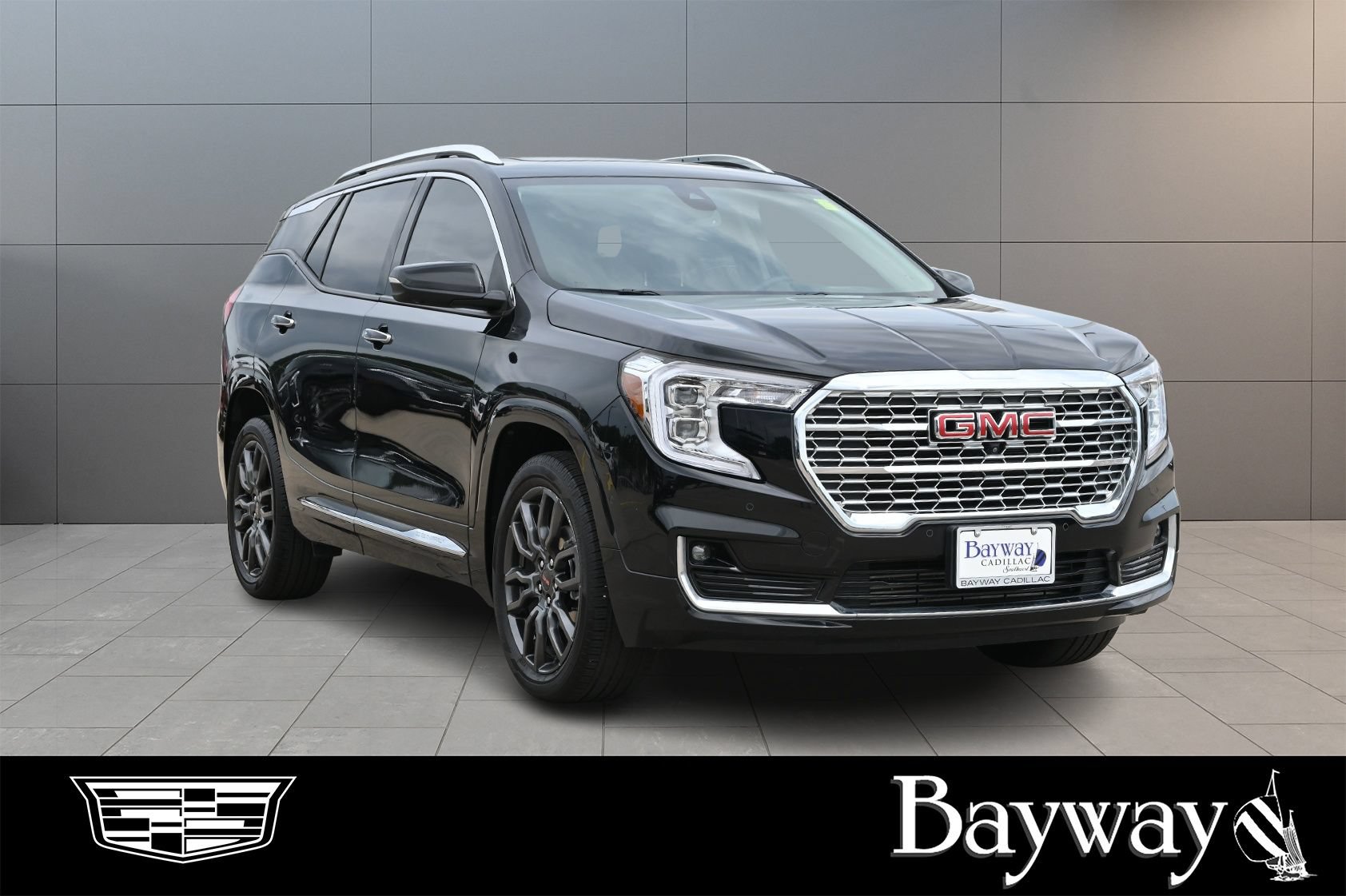 Used 2024 GMC Terrain Denali w/ Black Diamond Edition AWD/4WD image 4