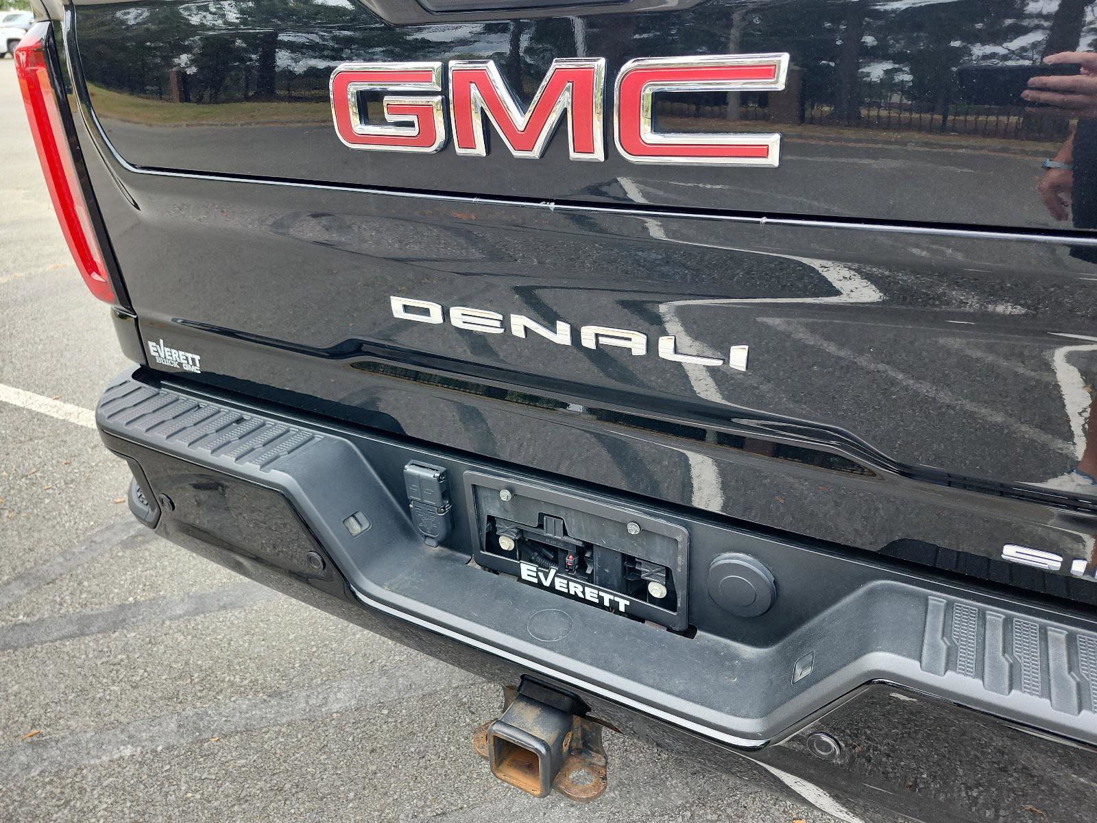 Used 2022 GMC Sierra 2500 Denali w/ Technology Package AWD/4WD image 4