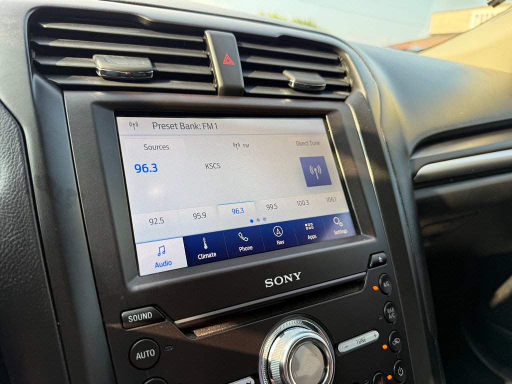 Used 2019 Ford Fusion Titanium FWD image 31