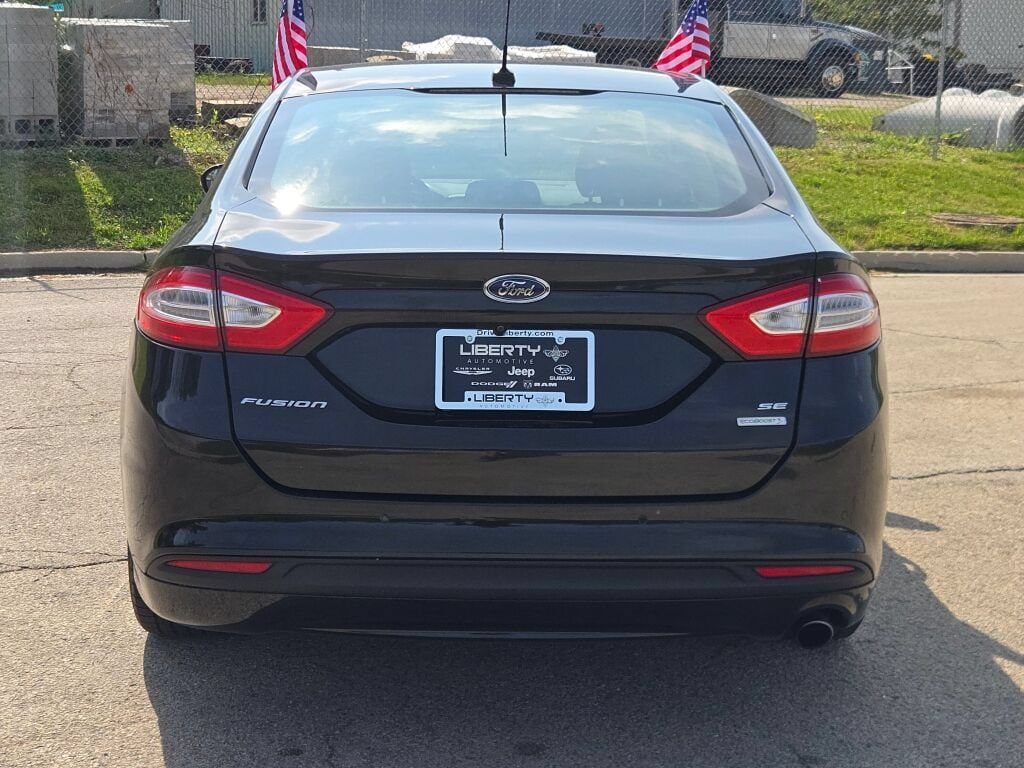 Used 2014 Ford Fusion SE w/ Equipment Group 202A FWD image 13