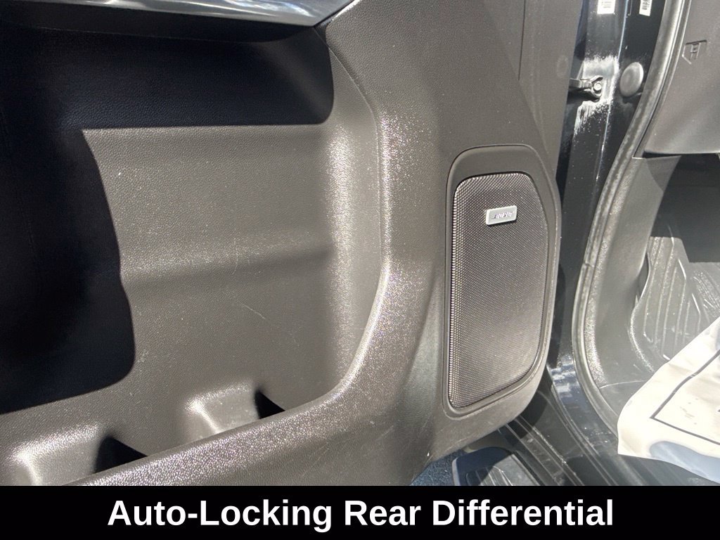 Used 2021 GMC Sierra 1500 Denali w/ Driver Alert Package II AWD/4WD image 19