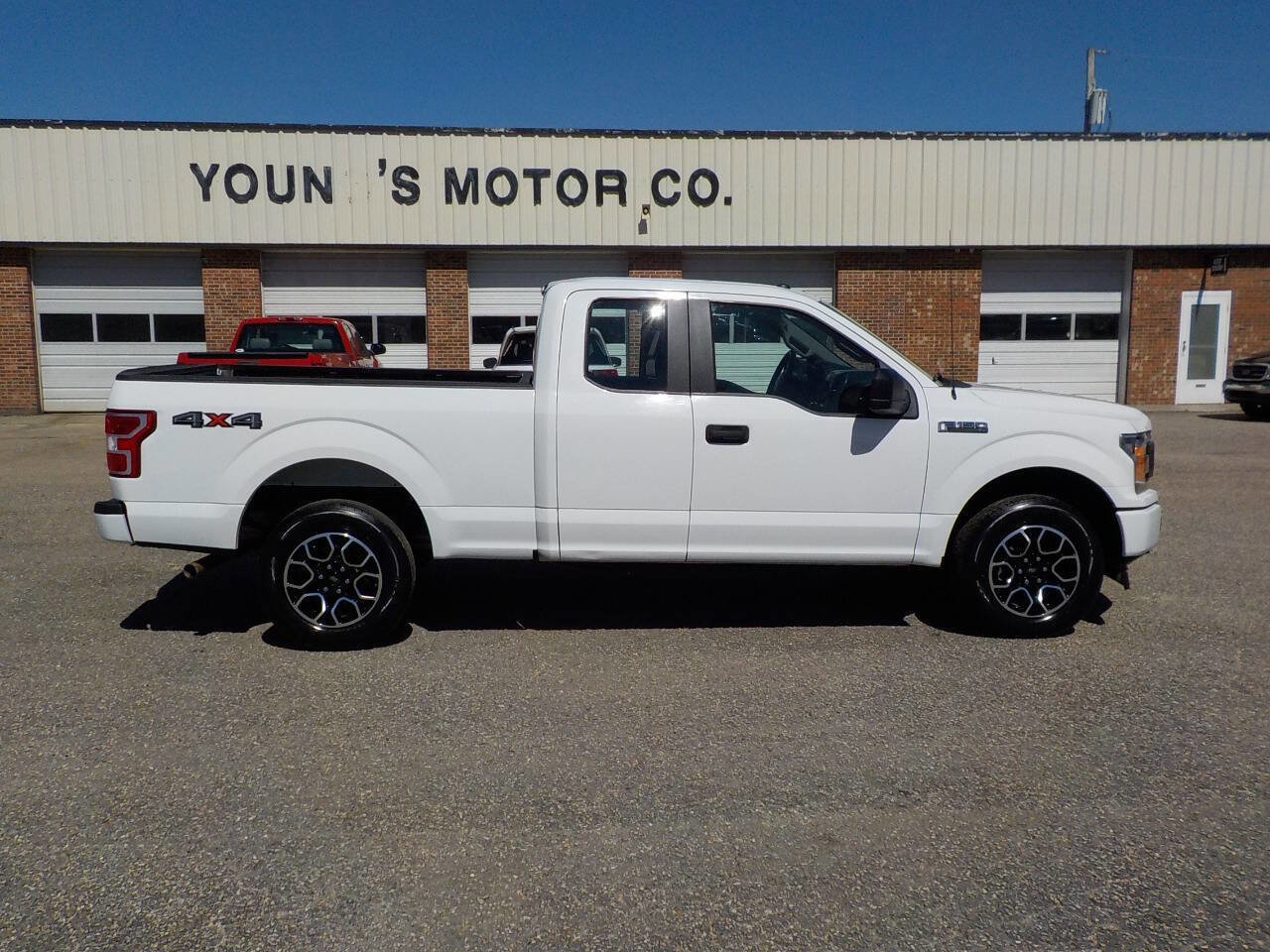 Used 2018 Ford F150 XL w/ Equipment Group 101A Mid AWD/4WD image 7