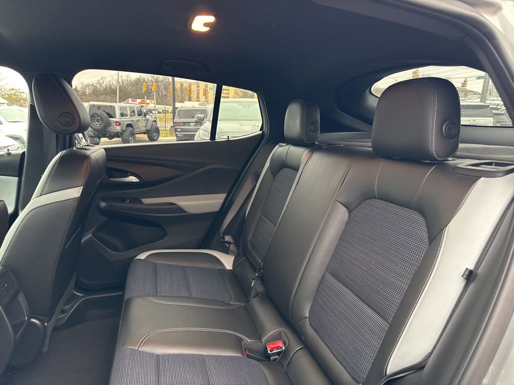 Used 2024 Buick Envista Preferred image 27