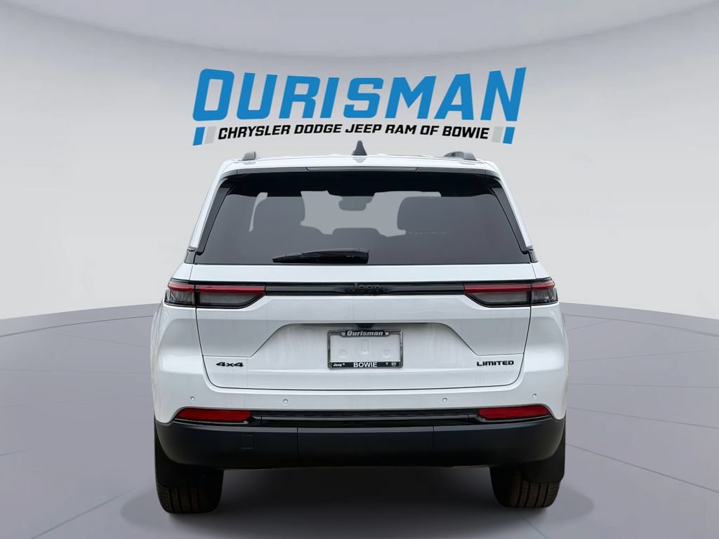 New 2025 Jeep Grand Cherokee Limited w/ Black Appearance Package AWD/4WD image 3