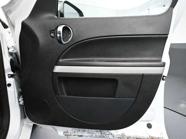 Used 2009 Chevrolet HHR LS image 33