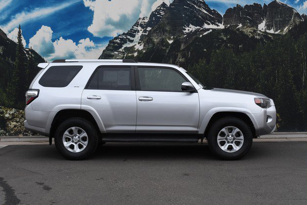 Certified 2021 Toyota 4Runner SR5 image 2