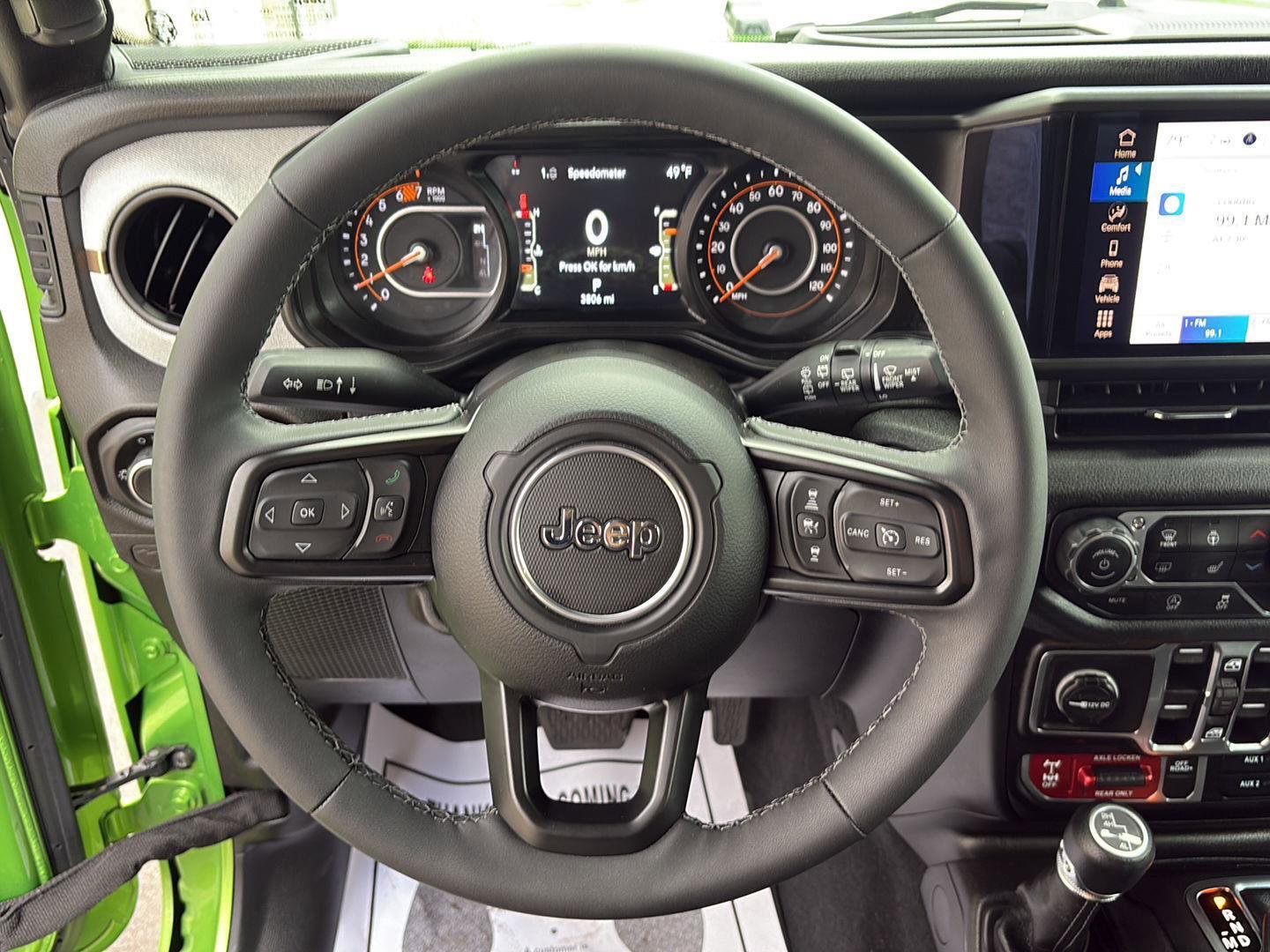 Used 2025 Jeep Wrangler Unlimited Sport AWD/4WD image 7