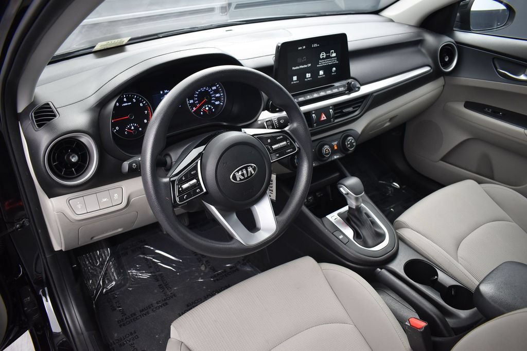 Used 2021 Kia Forte LXS FWD image 8