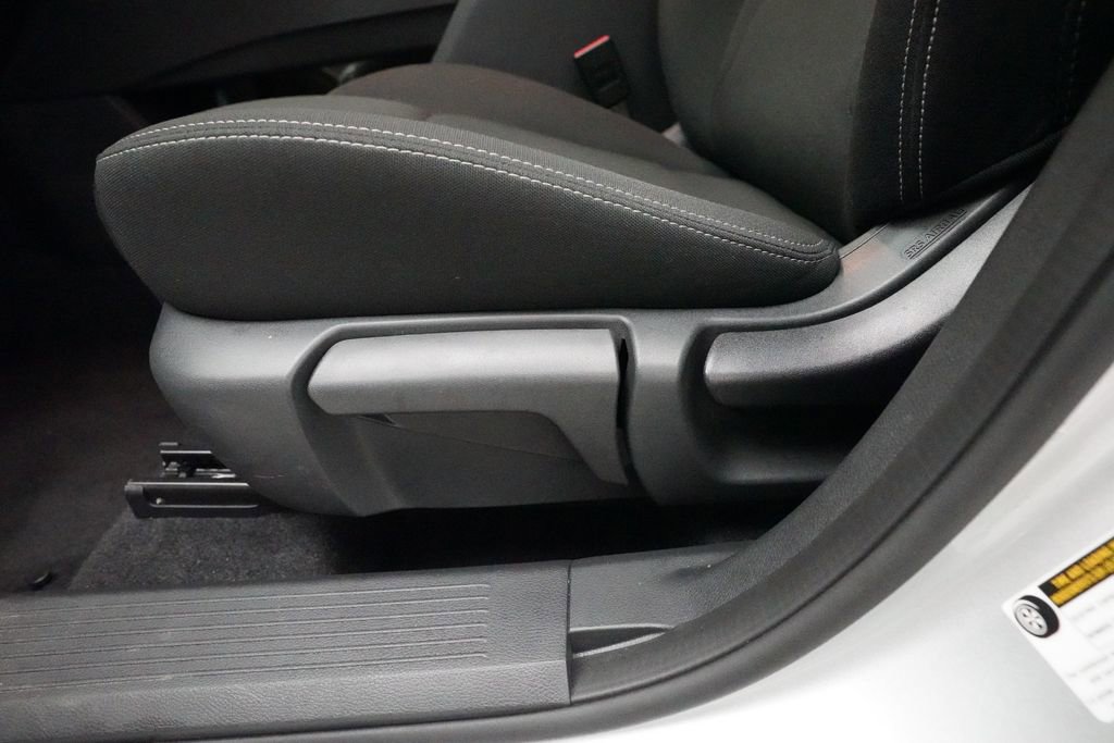 Certified 2024 Nissan Rogue S image 28